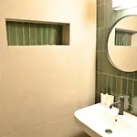 Marand Boutique Aparthotel 4*