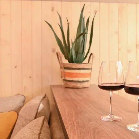 Marand Boutique Apartahotel